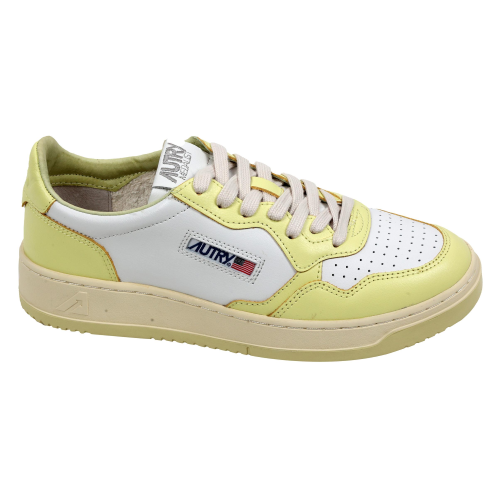 Autry Medalist Low Wom Scarpe Sneakers iin Pelle Bianca e Limone Donna 